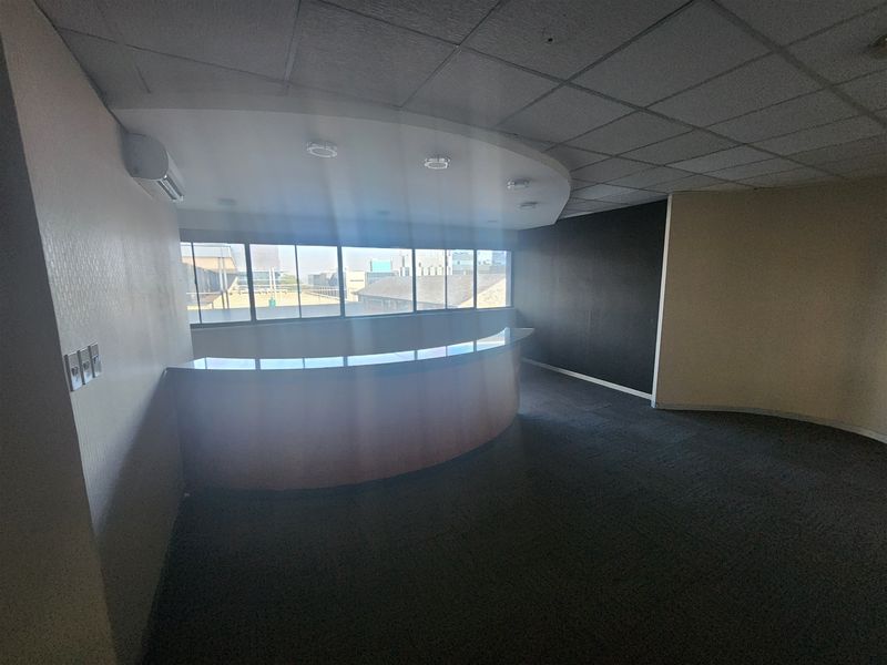 Offices to lo let Sandton - Photo 2