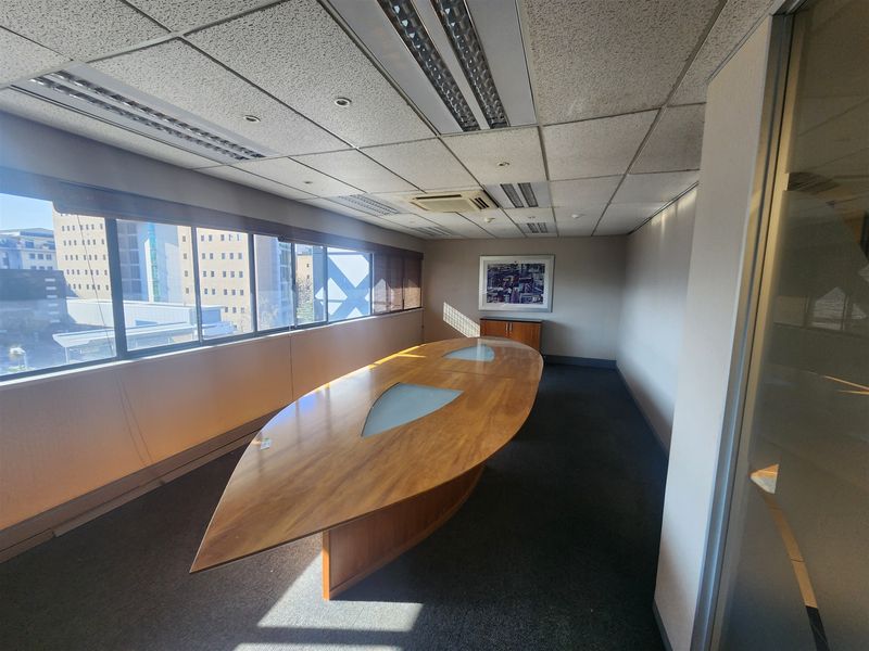 Offices to lo let Sandton - Photo 9