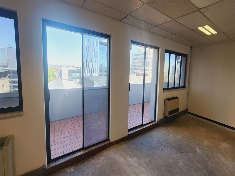 Offices to lo let Sandton - Photo 7