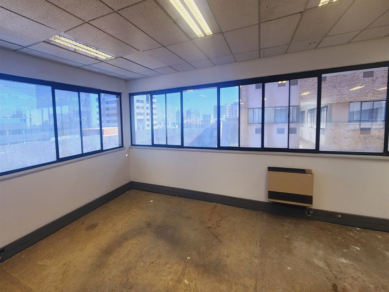 Offices to lo let Sandton - Photo 4