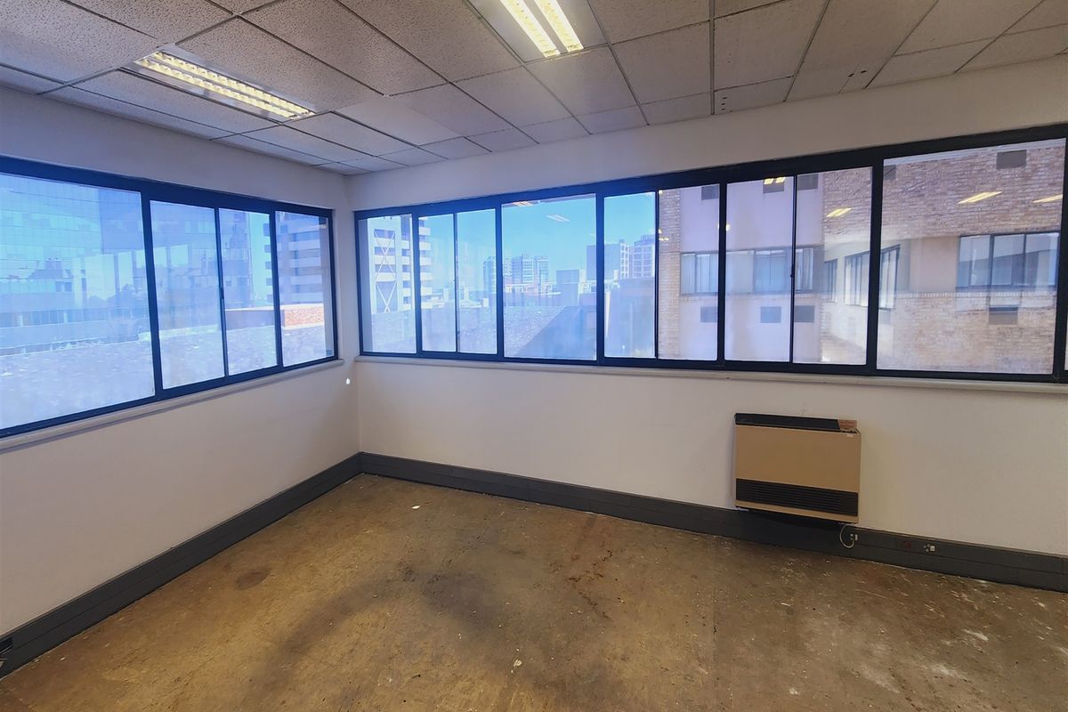 Offices to lo let Sandton - Photo 4