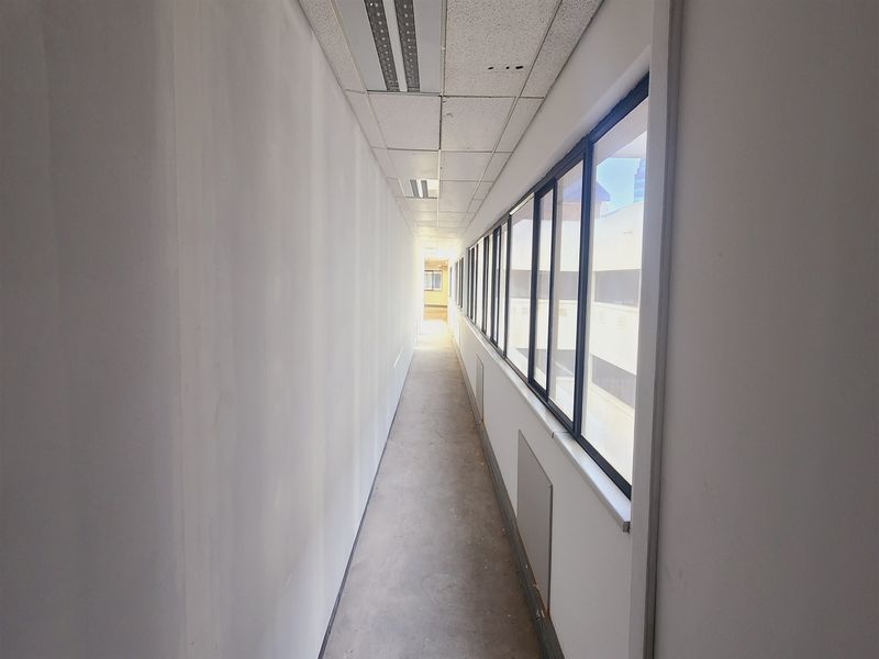 Offices to lo let Sandton - Photo 2