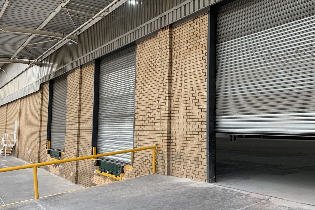 Warehouse to let in Longmeadow - Photo 5