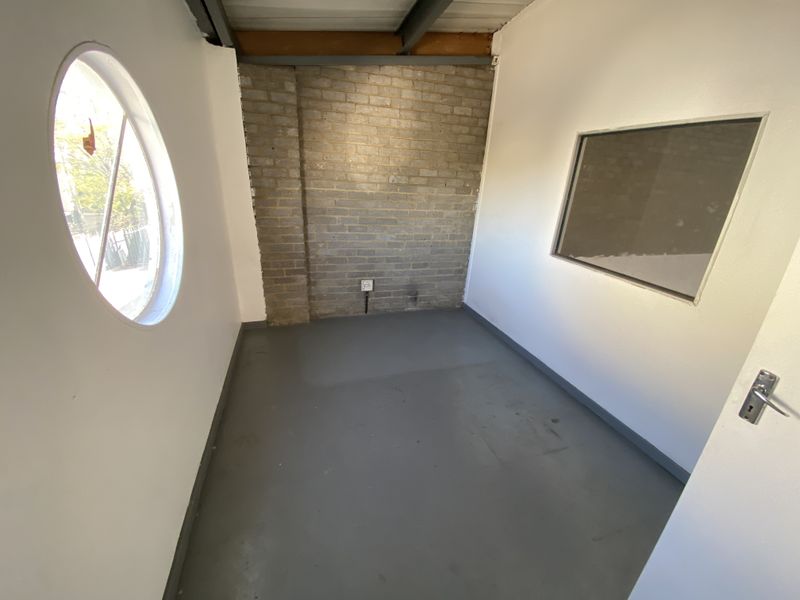 Interlinking Industrial Units – Units 30 & 35 | Midrand, Gauteng - Photo 8