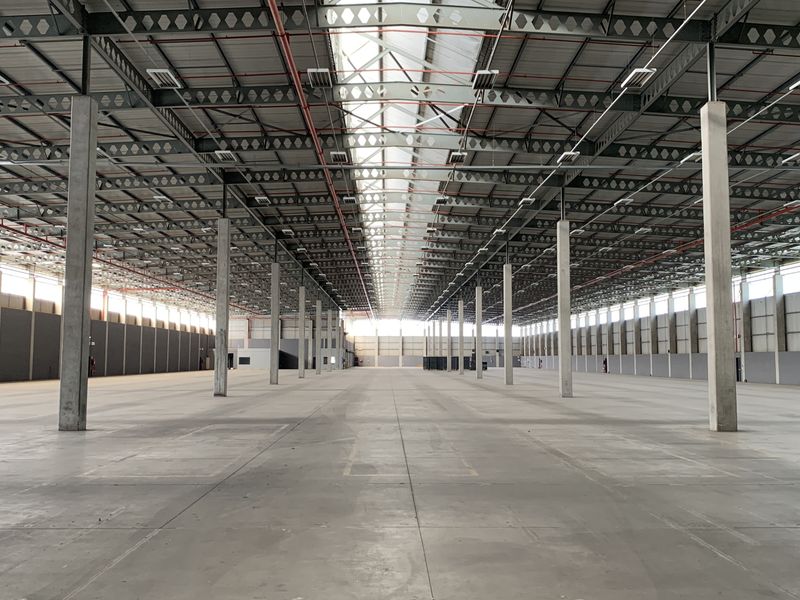 Warehouse to let in Pomona - Photo 10