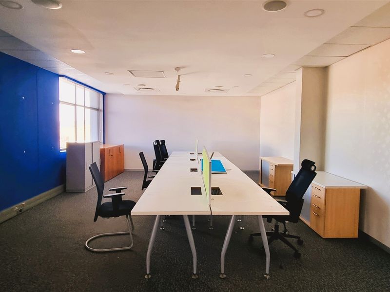 Office space to let in Homestead Place - Photo 7