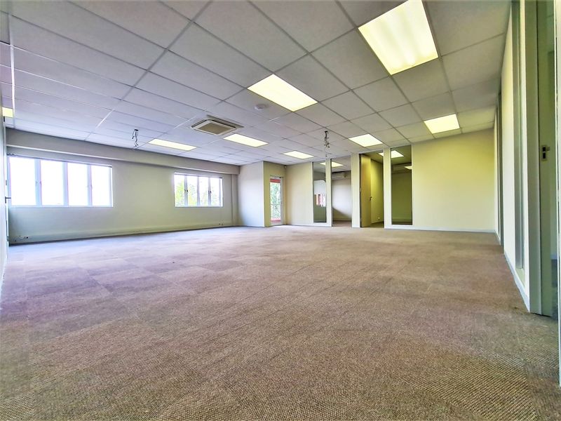 225m2 A-Grade Office to Let in Waterford Ofice Park - Photo 10