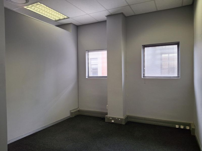 Cost-Effective Office Space at Eco Fusion – Perfect for Smart Business Owners! - Photo 6