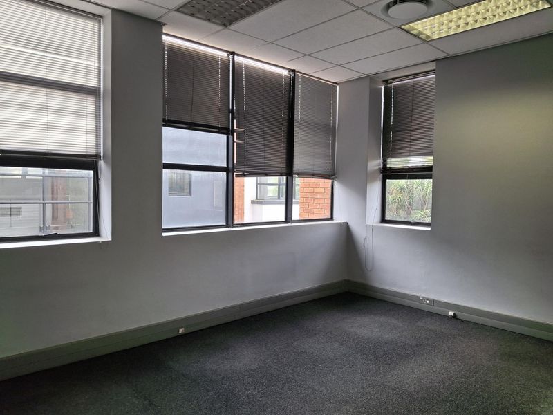 Cost-Effective Office Space at Eco Fusion – Perfect for Smart Business Owners! - Photo 7