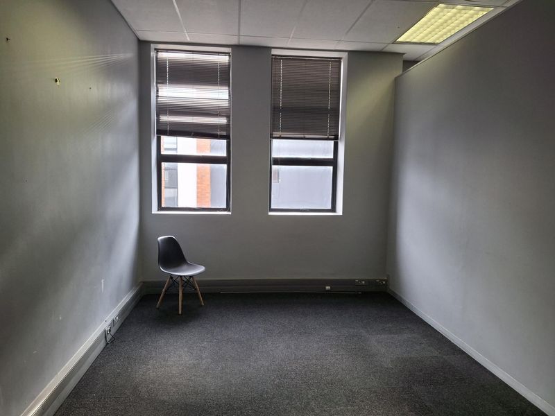 Cost-Effective Office Space at Eco Fusion – Perfect for Smart Business Owners! - Photo 5