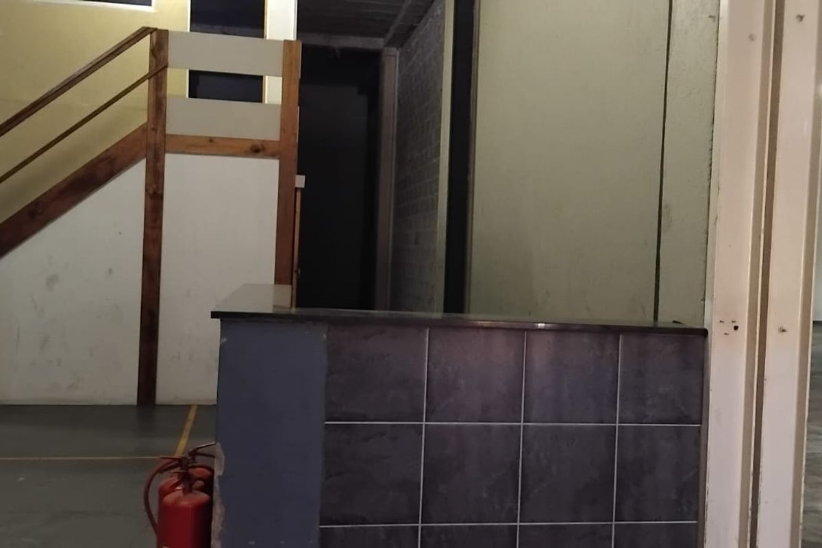 Prime Industrial/Commercial Space Available for Immediate Rent - Photo 2