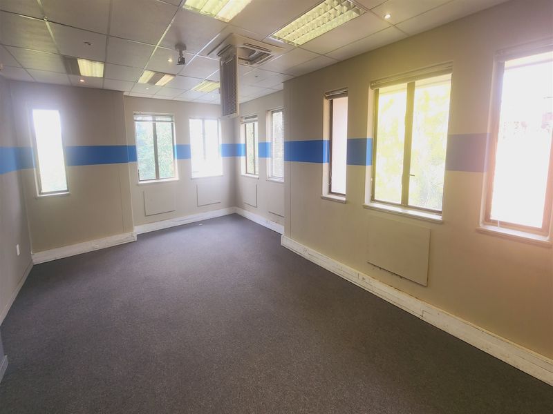 Offices to let in Sandown, Sandtown - Photo 5