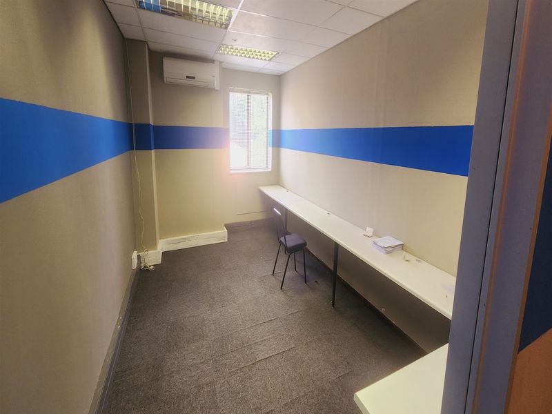 Offices to let in Sandown, Sandtown - Photo 7