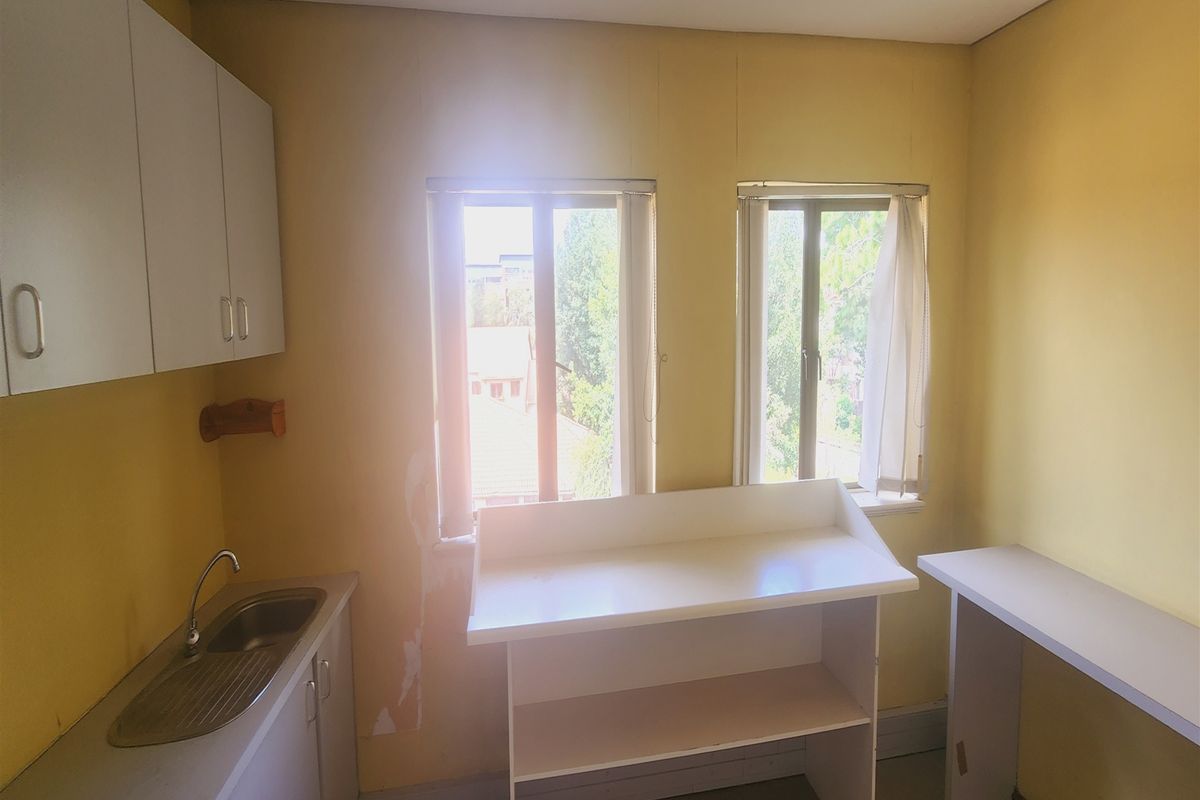 Offices to let in Sandown, Sandtown - Photo 5