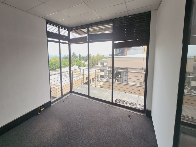 Offices to let Sandhurst - Photo 10