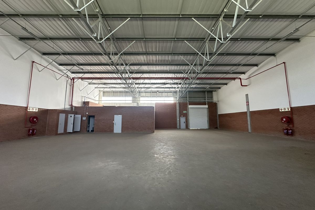 ON PROMOTION! Rent Factories Direct from Landlord for Extra Benefits! 410-2485m2 Warehouses to Let - Photo 3