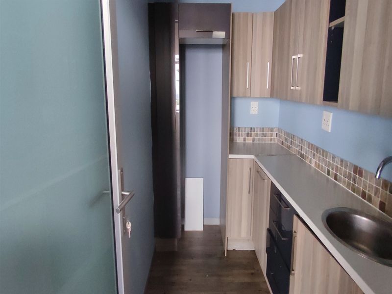 Offices to let in Rosebank - Photo 6