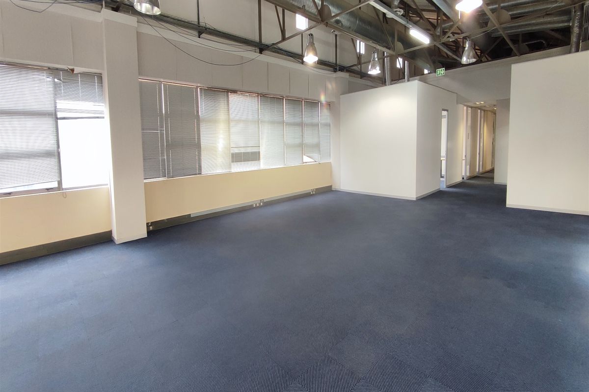 Offices to let in Rosebank - Photo 4