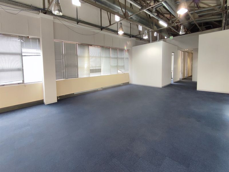 Offices to let in Rosebank - Photo 4