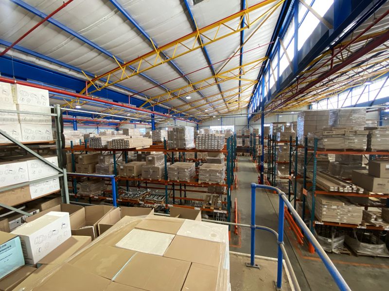 Spacious no loadshedding Warehouse for Lease in Clayville - Photo 5