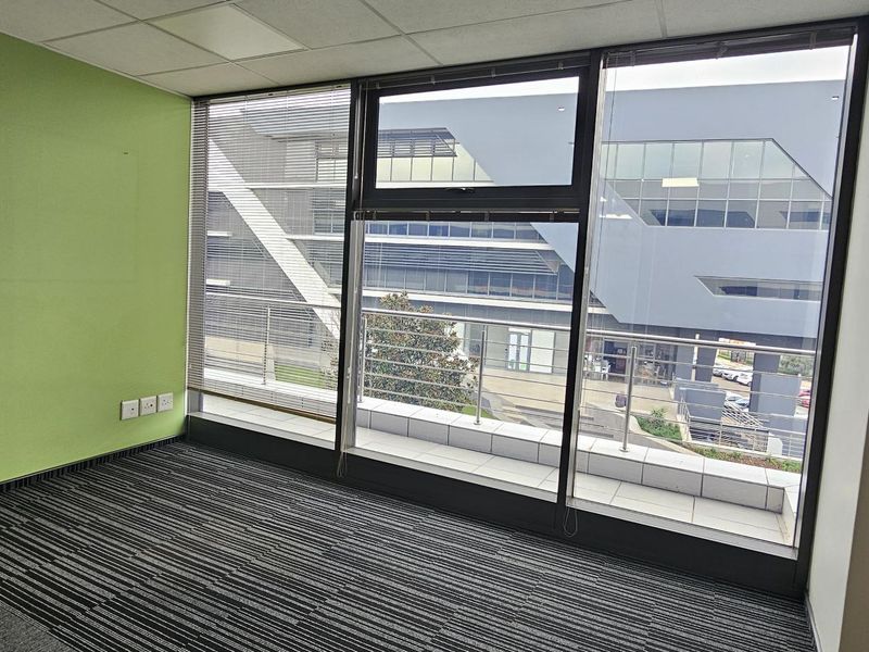 Efficient workspace office unit TO LET - Photo 10