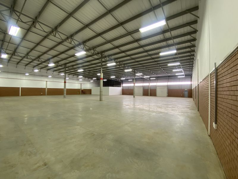 Prime Industrial Space To Let in Twenty-One Industrial Estate - Photo 6