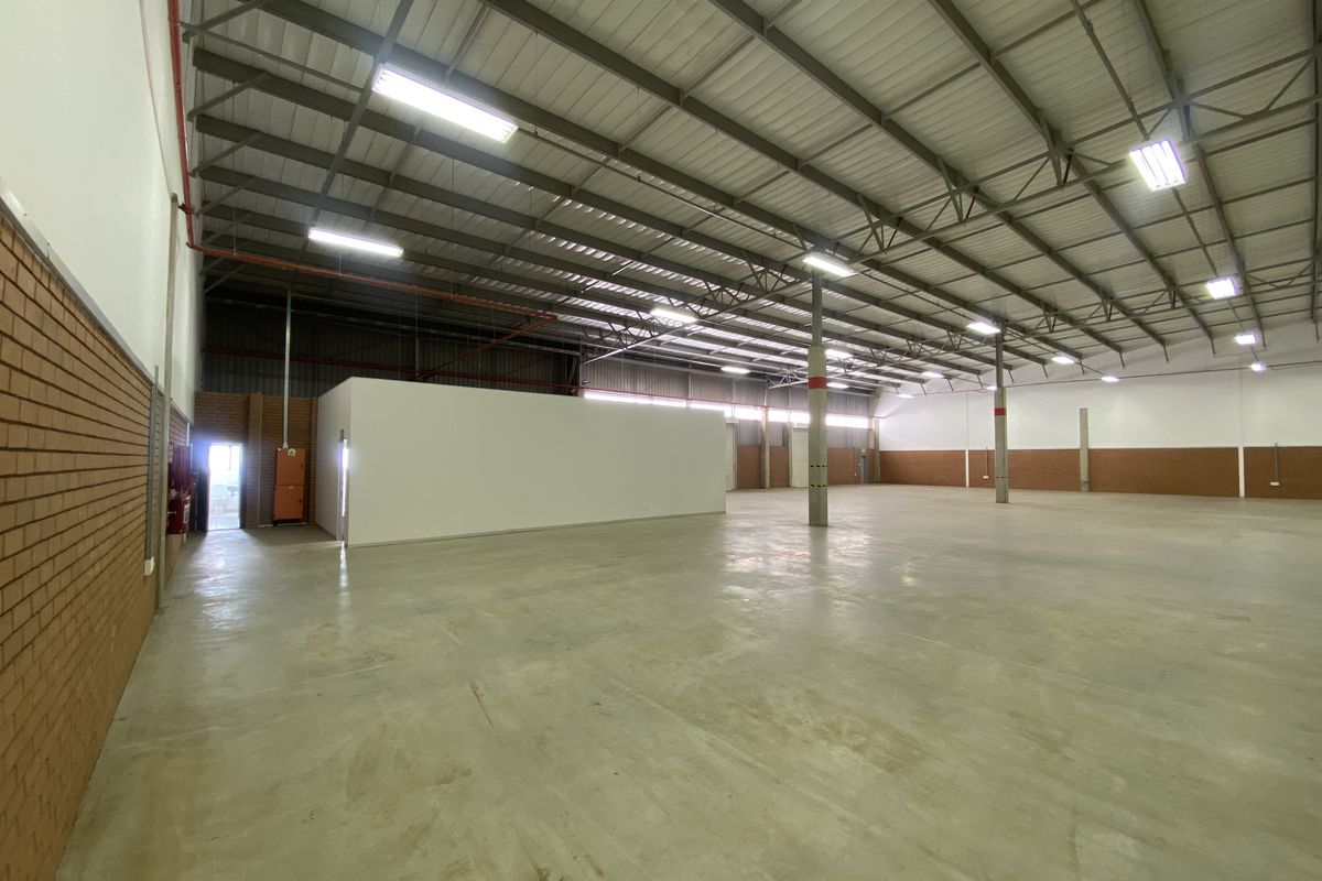 Prime Industrial Space To Let in Twenty-One Industrial Estate - Photo 4
