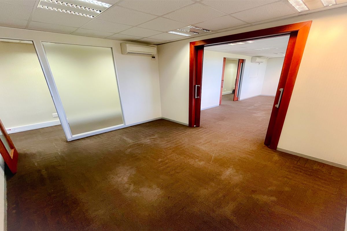 265m2 Premium Office Space in Houghton Estate – 39 West Street - Photo 5