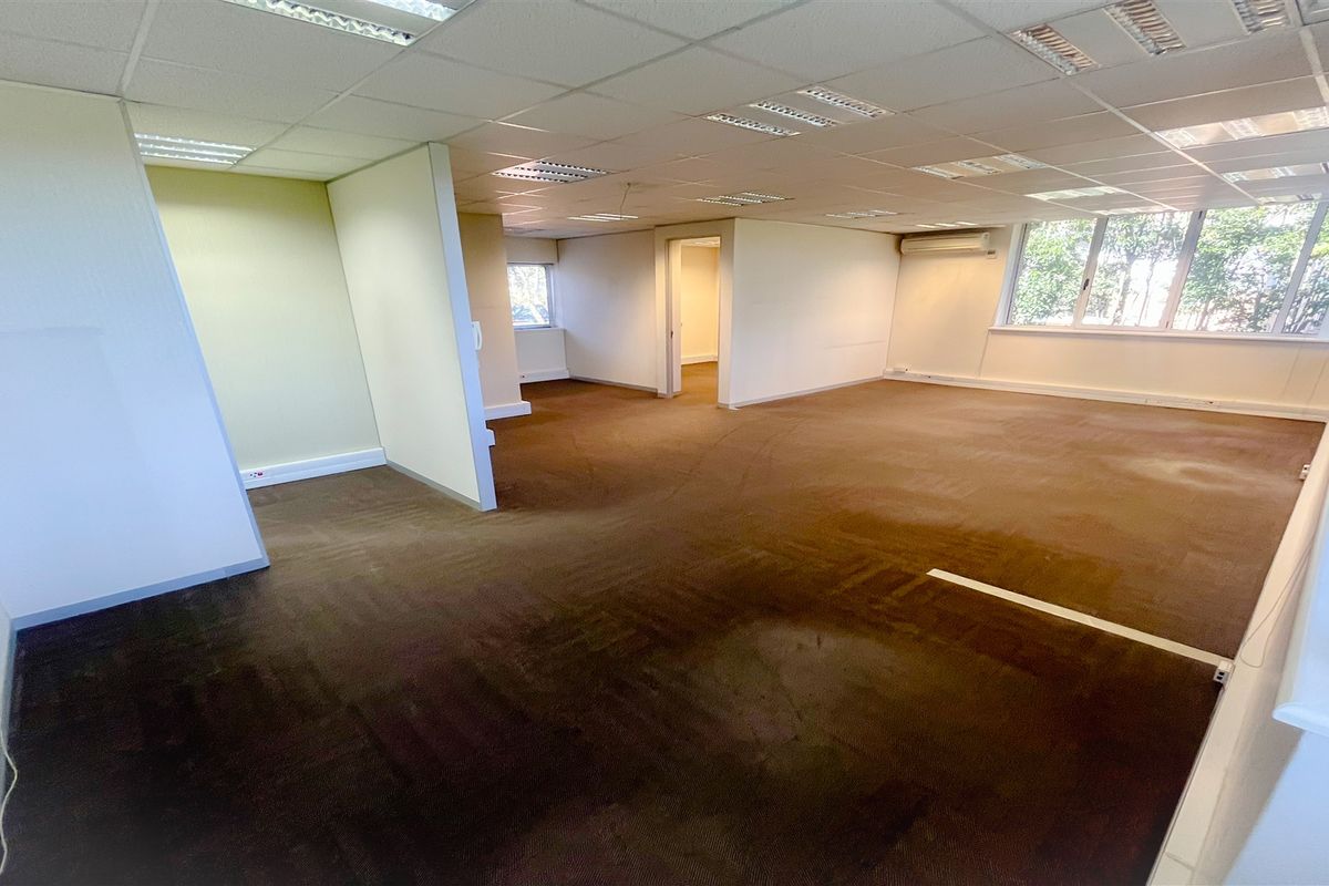 265m2 Premium Office Space in Houghton Estate – 39 West Street - Photo 2