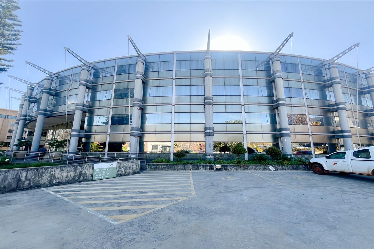 Premium Corporate Headquarters in Parktown CBD - Photo 2