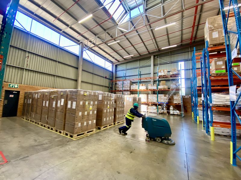 1,818m2 Industrial Warehouse To Let in Randjespark, Midrand - Photo 7