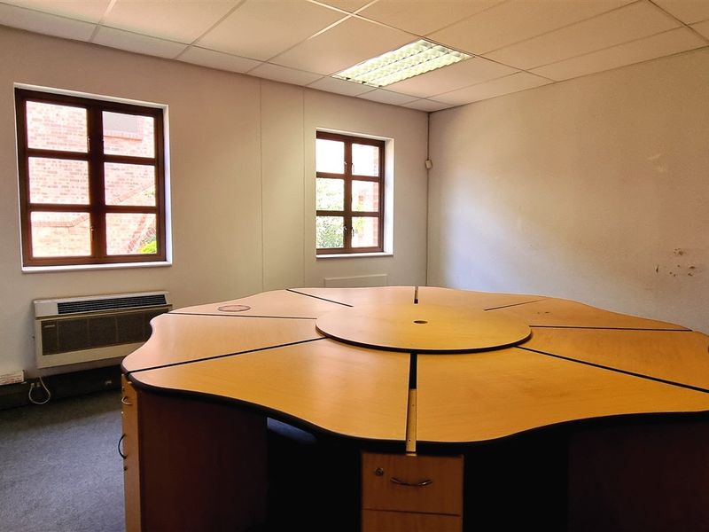 Office space to let in 5 Autumn Street Rivonia - Photo 10
