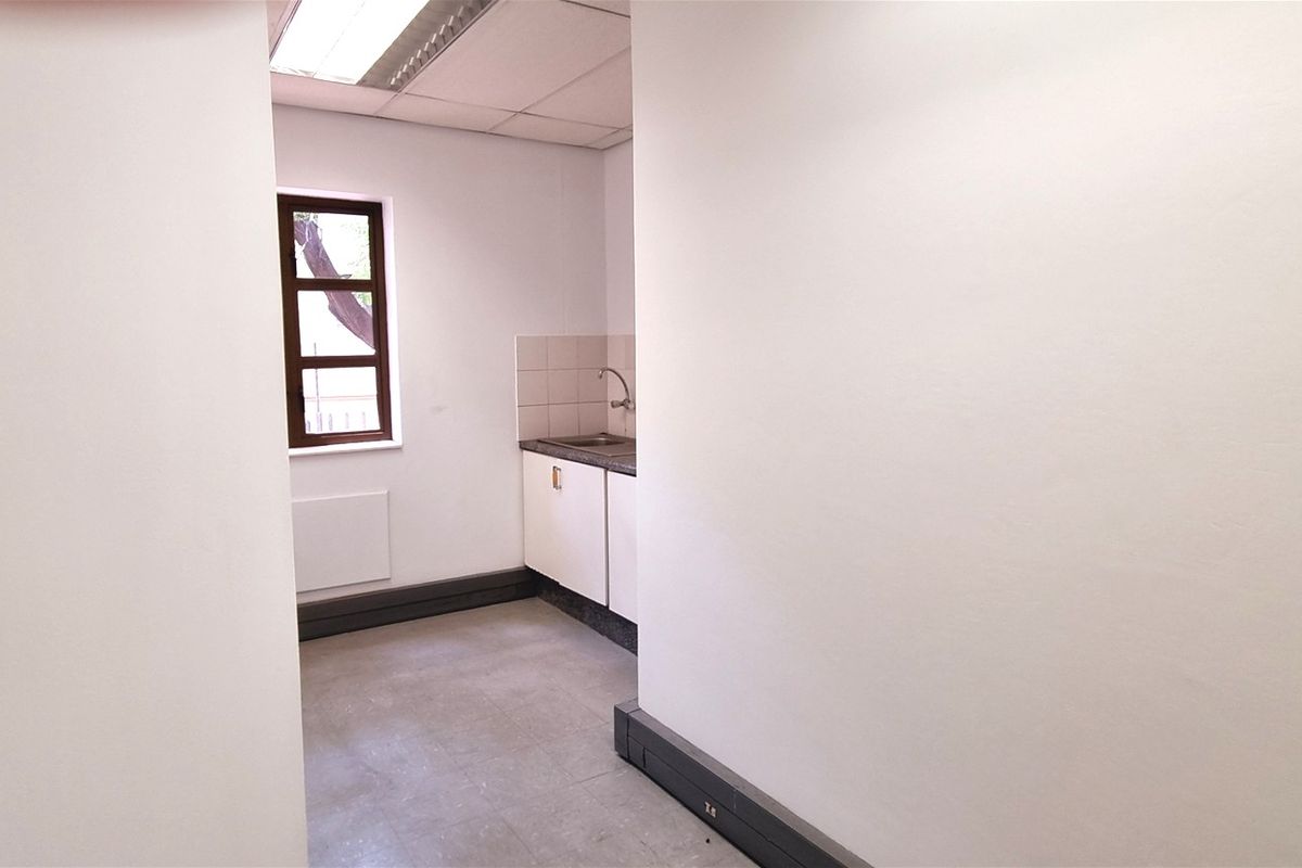 Office space to let in 5 Autumn Street Rivonia - Photo 4