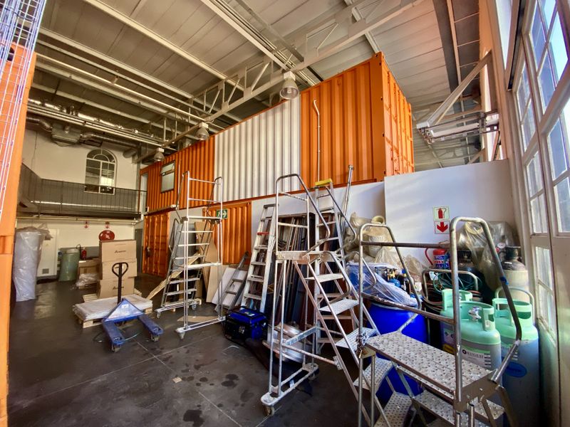 593sqm Warehouse with Quality Offices For Sale - Photo 10