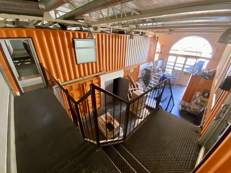 593sqm Warehouse with Quality Offices For Sale - Photo 6