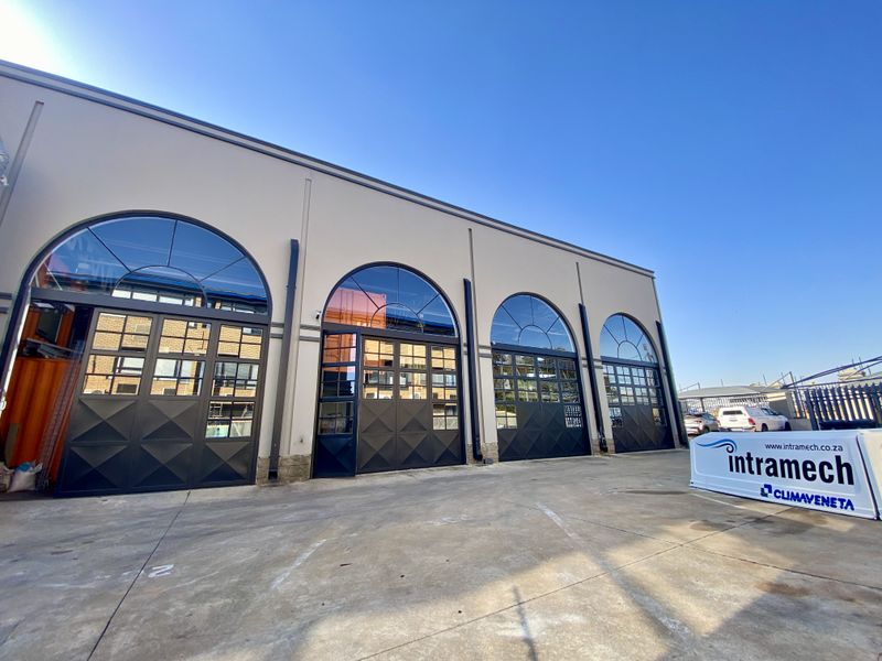 593sqm Warehouse with Quality Offices For Sale - Photo 3