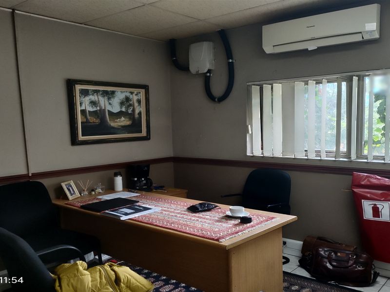 2728m2  Warehouse  - FOR SALE  (or FOR LEASE) - Photo 7