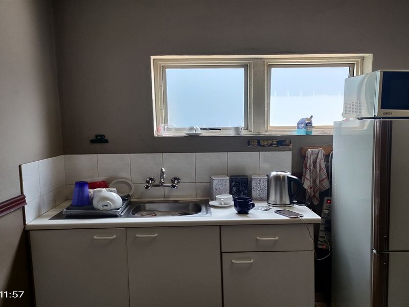 2728m2  Warehouse  - FOR SALE  (or FOR LEASE) - Photo 10