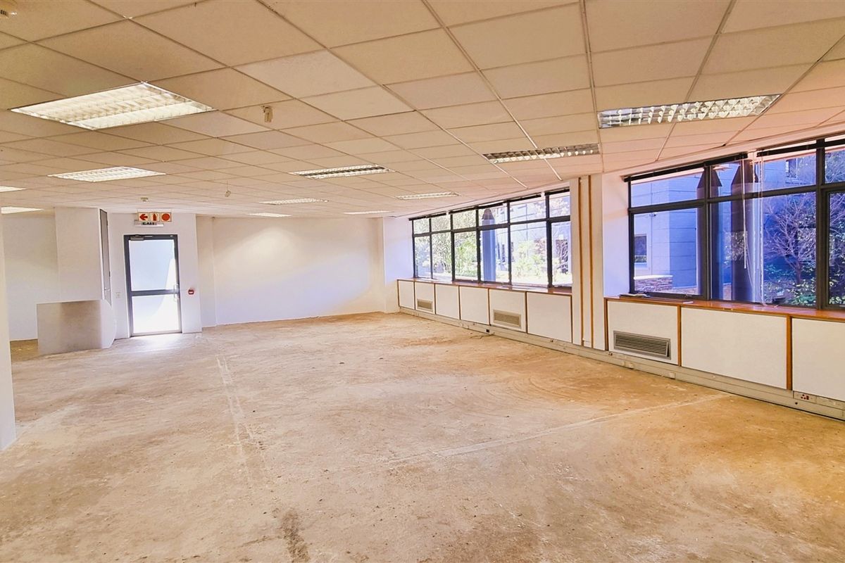 Office space to let in The Woodlands Office Park Woodmead - Photo 4