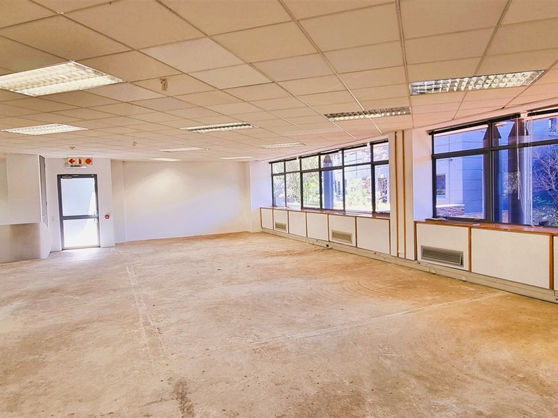 Office space to let in The Woodlands Office Park Woodmead - Photo 4