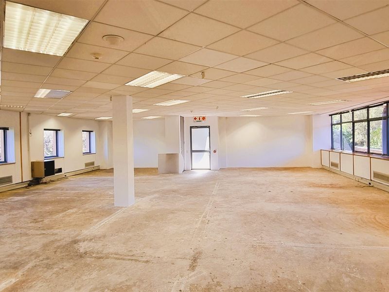 Office space to let in The Woodlands Office Park Woodmead - Photo 6