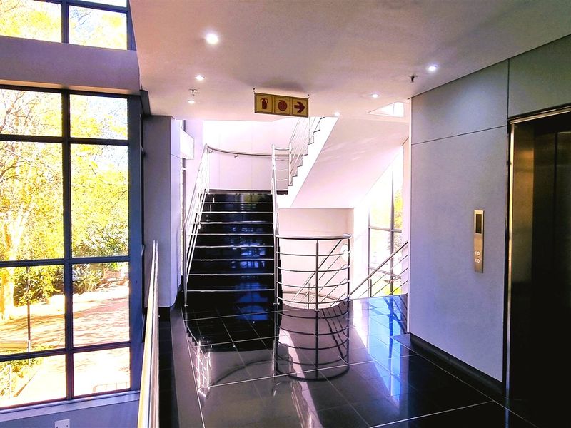 Office space to let in The Woodlands Office Park Woodmead - Photo 2