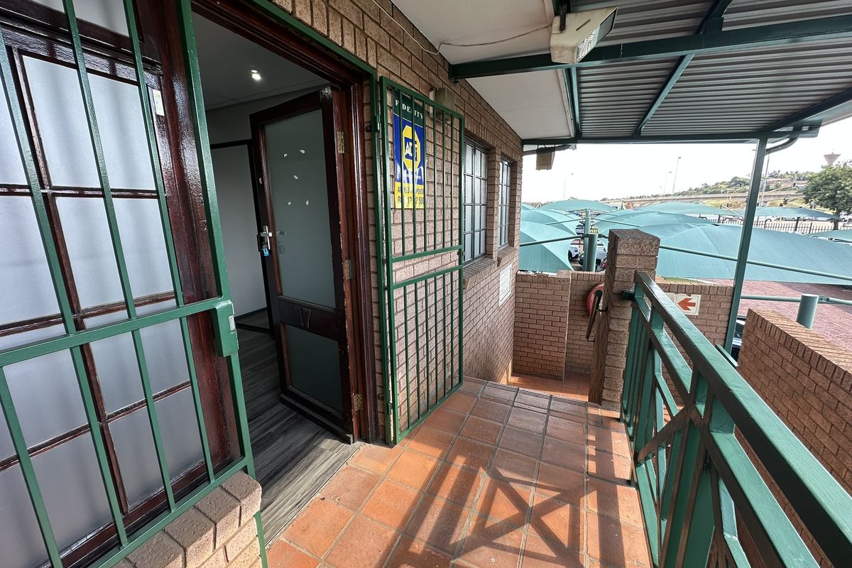 RENT DIRECT FOR EXTRA BENEFITS! Budget-Friendly Offices to Let just off the N1/John Voster - Photo 2