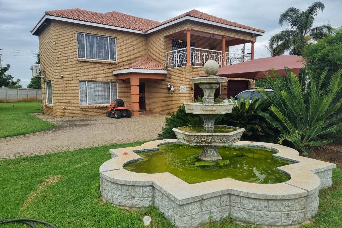 Waterkloof AH, Rustenburg! Your Dream Farm with ample potential - Photo 4