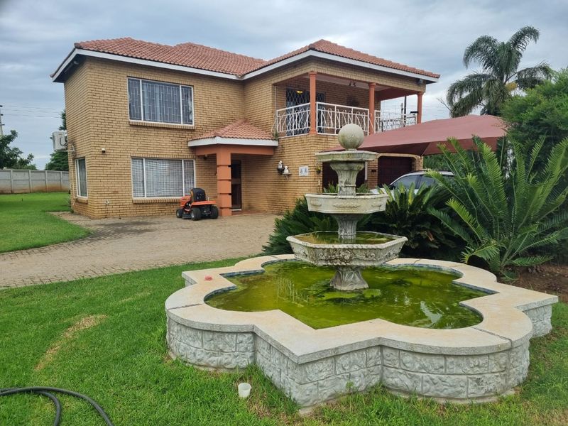 Waterkloof AH, Rustenburg! Your Dream Farm with ample potential - Photo 4