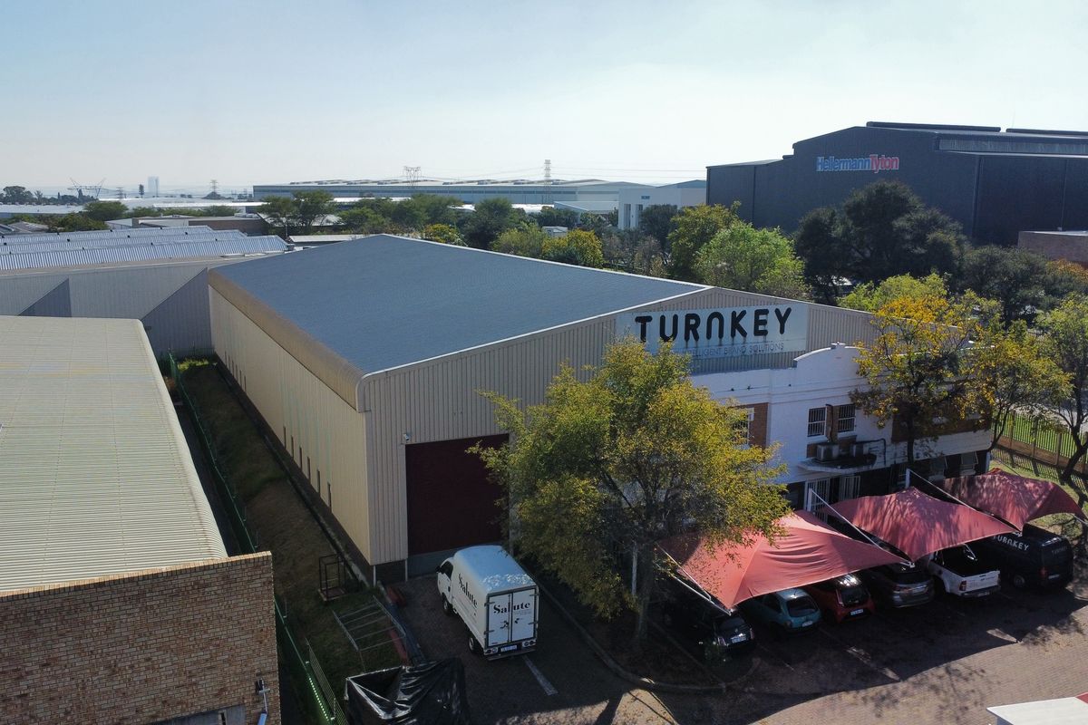 Warehouse to let in Linbro Park - Photo 3