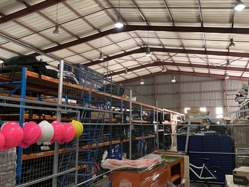 Warehouse to let in Linbro Park - Photo 8