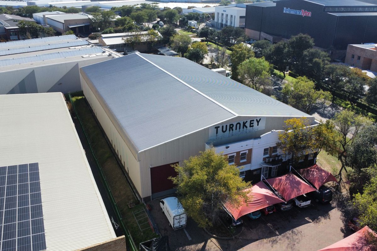 Warehouse to let in Linbro Park - Photo 5