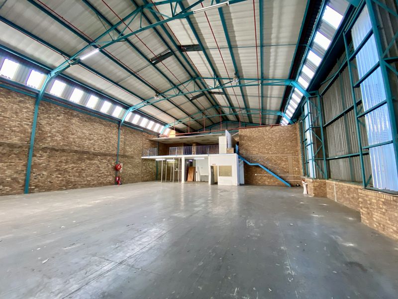 1,841m2 Logistics & Distribution Warehouse To Let in Randjespark, Midrand - Photo 3