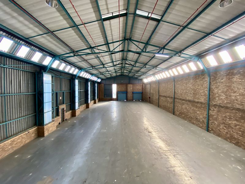 1,841m2 Logistics & Distribution Warehouse To Let in Randjespark, Midrand - Photo 4